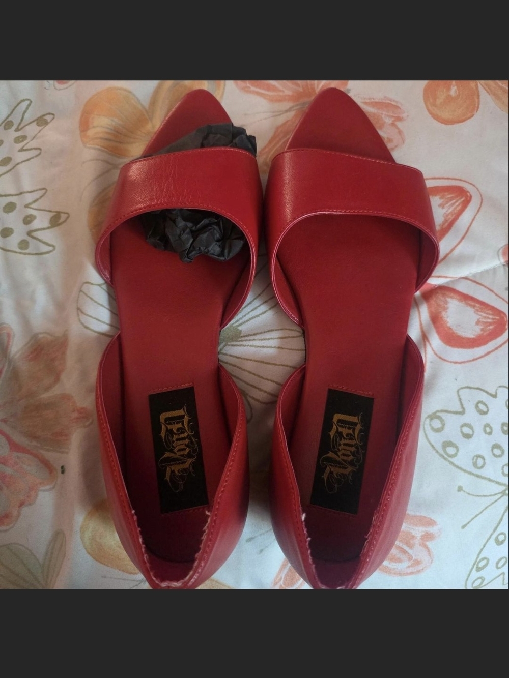 KatvonD Red Flats